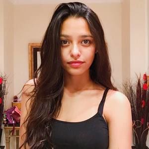 Meet your Posher, Suzanne